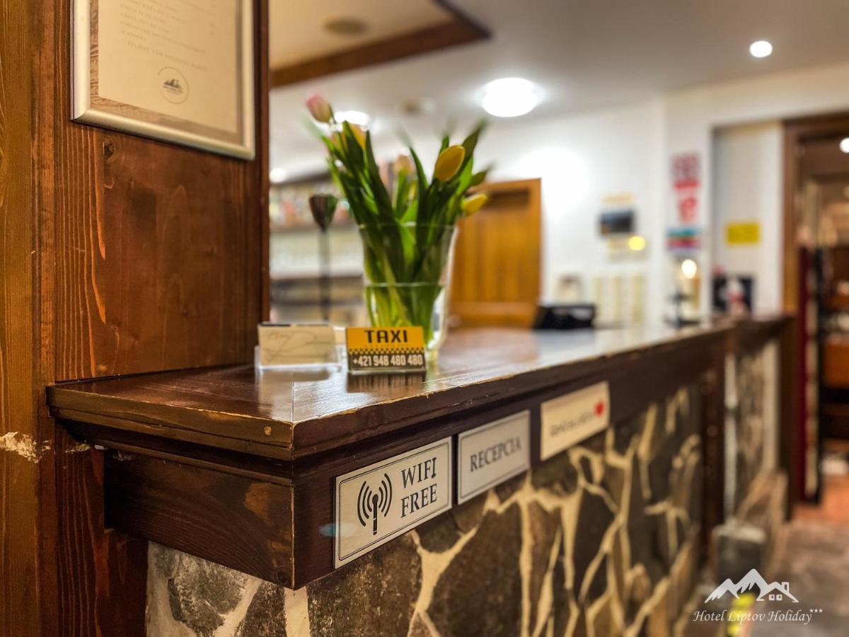 Hotel Liptov Holiday *** Liptovský Trnovec Esterno foto